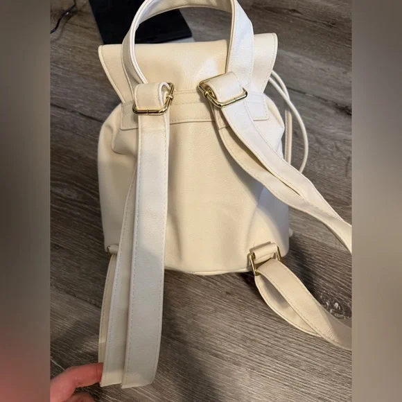 2.66 lbs of Craft Jewelry and a Small Backpack purse - Picture 13 of 13